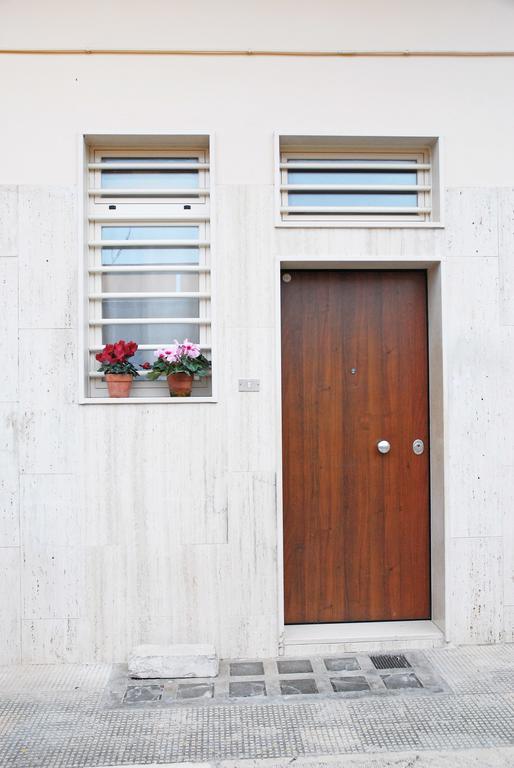 Brezzolina Apartment With Parking Bitonto Exterior foto